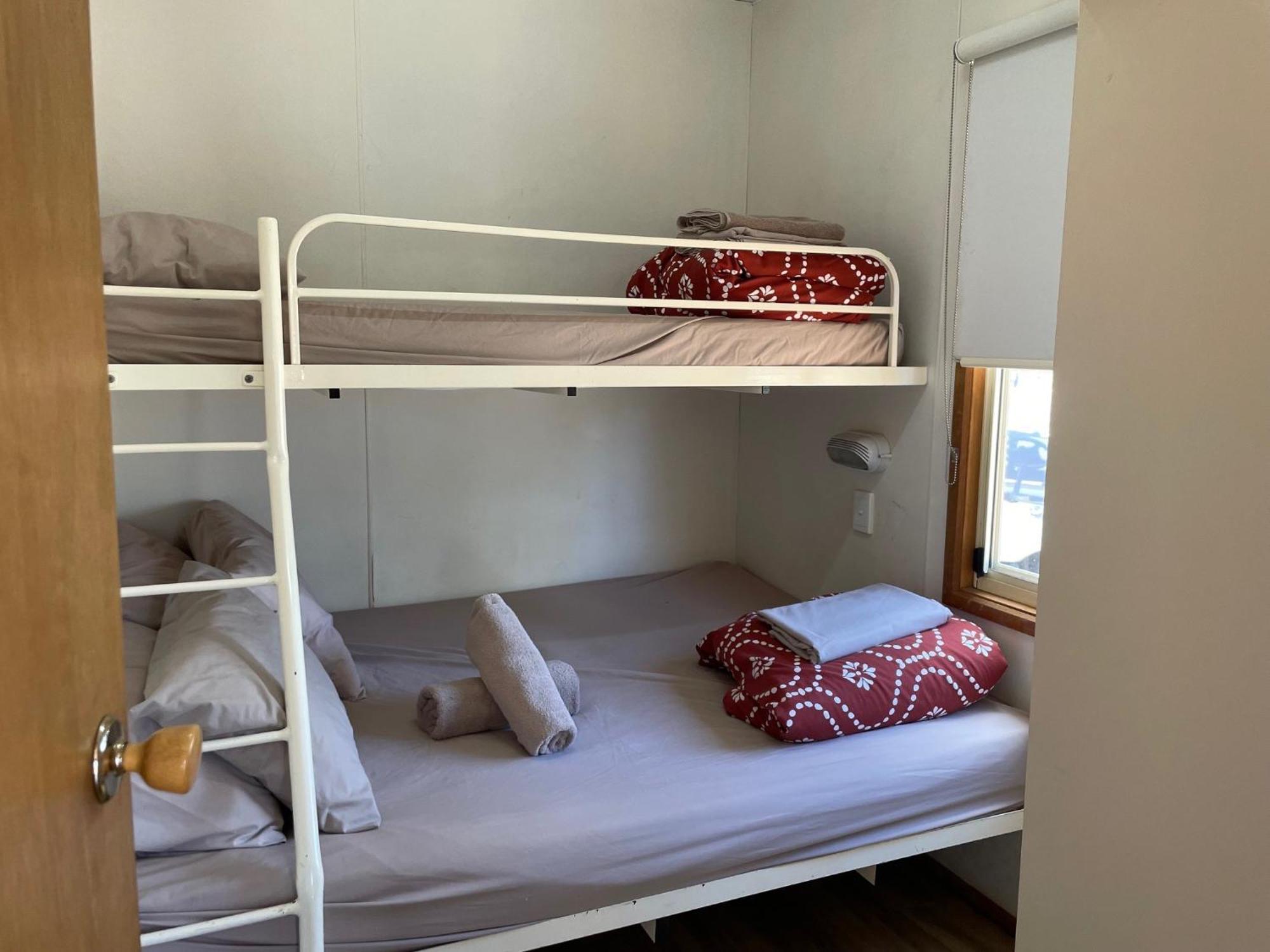 Cobar Caravan Park Exteriör bild