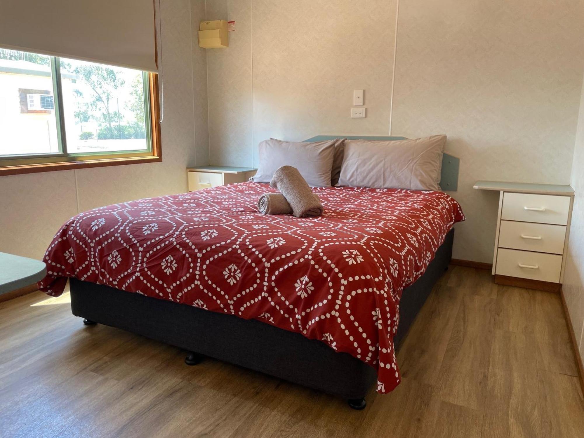 Cobar Caravan Park Exteriör bild