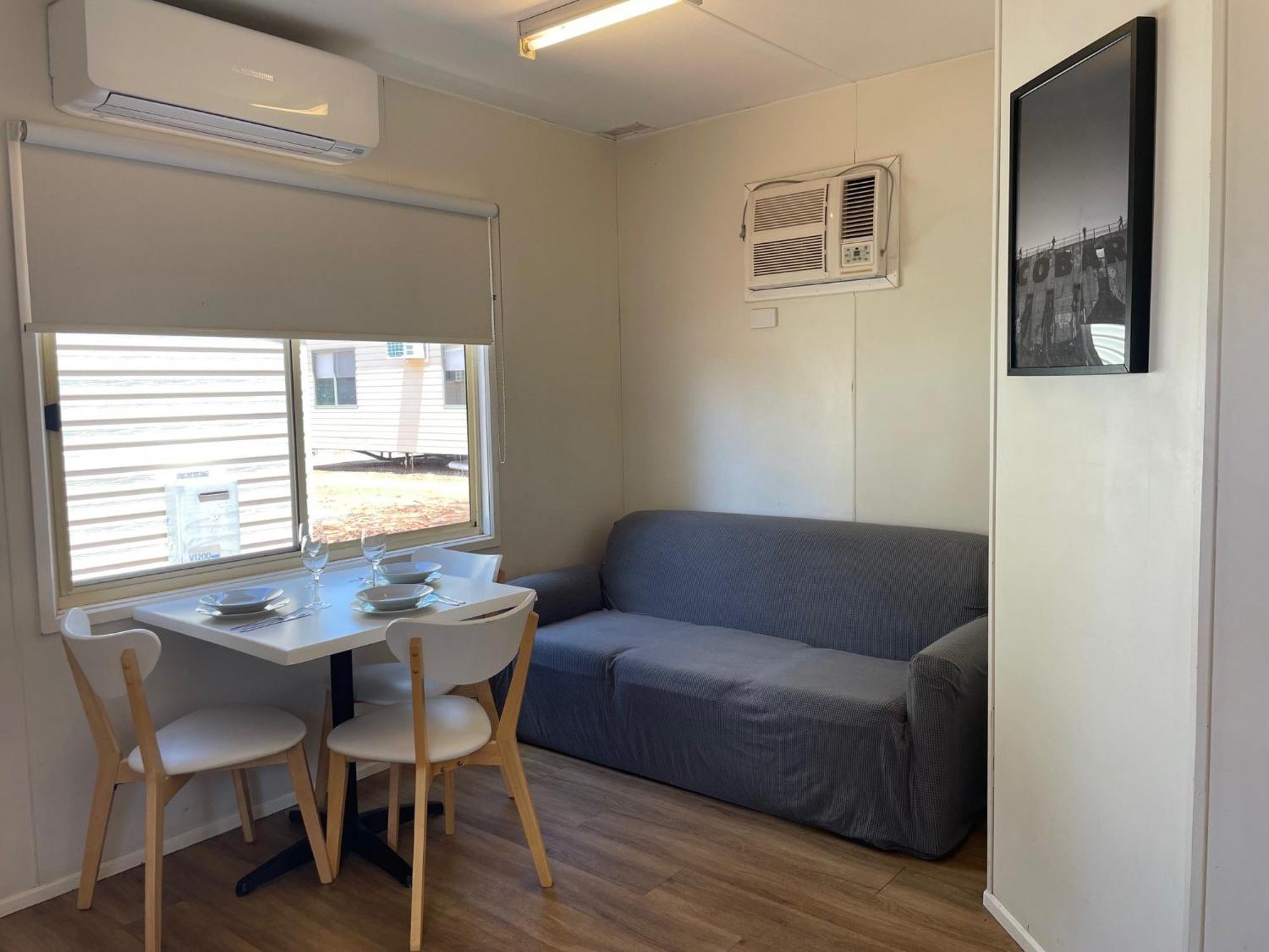 Cobar Caravan Park Exteriör bild